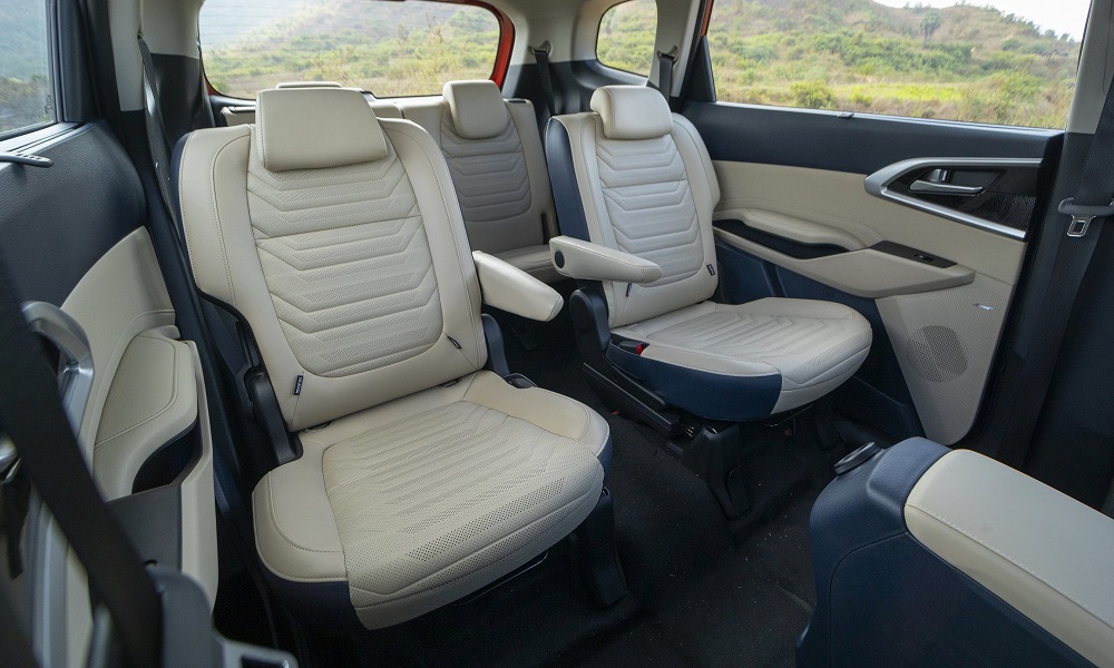 Kia Carens : ne m’appelez plus monospace !