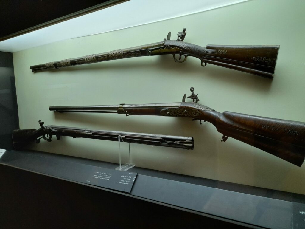 Au Musée militaire de Fès, une reconstitution grandeur nature de l'histoire des armes