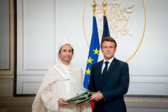 Benchaaboun présente ses lettres de créance au Président Macron