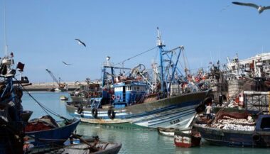La Marine Royale porte assistance à 23 marins pêcheurs au large de Casablanca