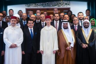 Le Prince Moulay El Hassan inaugure l'exposition internationale et le Musée de la Sira Annabaouia