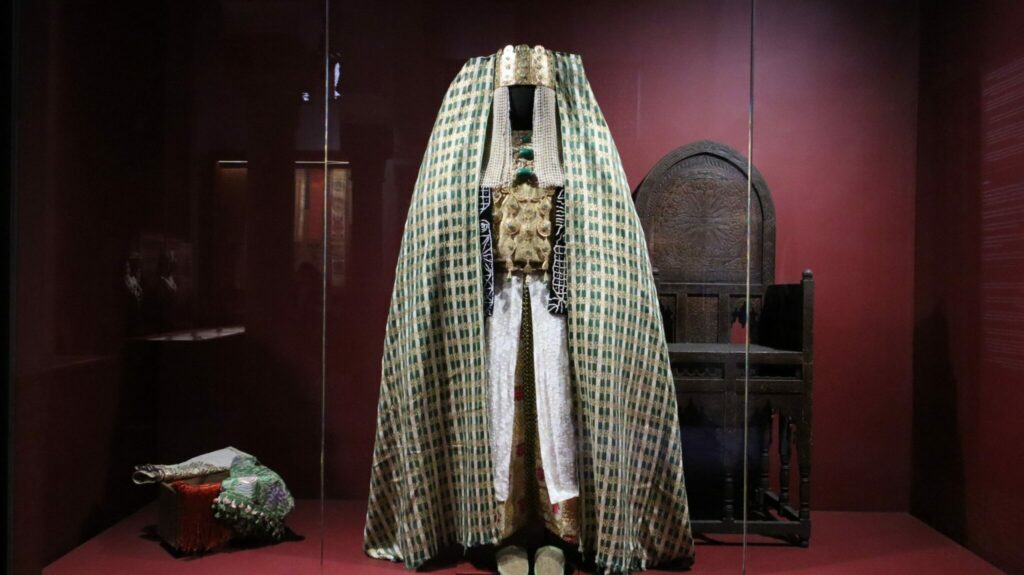 Plongée à 360° dans le monde de la parure marocaine