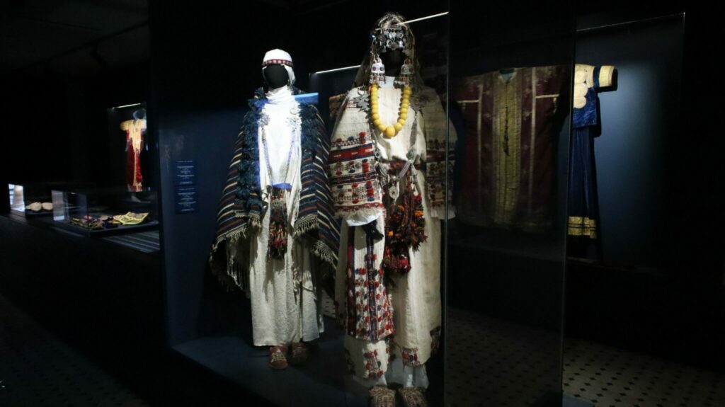 Plongée à 360° dans le monde de la parure marocaine