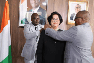 Latifa Akharbach décorée en Côte d’Ivoire