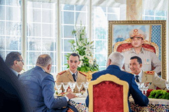Moulay El Hassan préside le déjeuner offert par le Roi à l'occasion du 67e anniversaire des FAR