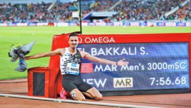 L’athlète marocain Soufiane El Bakkali réalise la meilleure performance mondiale de l’année sur le 3.000 m steeple