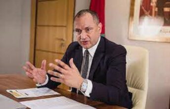 Ryad Mezzour cherche des solutions à l’insuffisance de fonds propres des entreprises industrielles