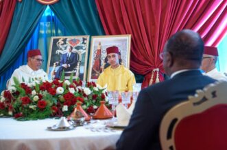 Fête du Trône : le Prince héritier Moulay El Hassan préside un déjeuner offert par le chef du gouvernement