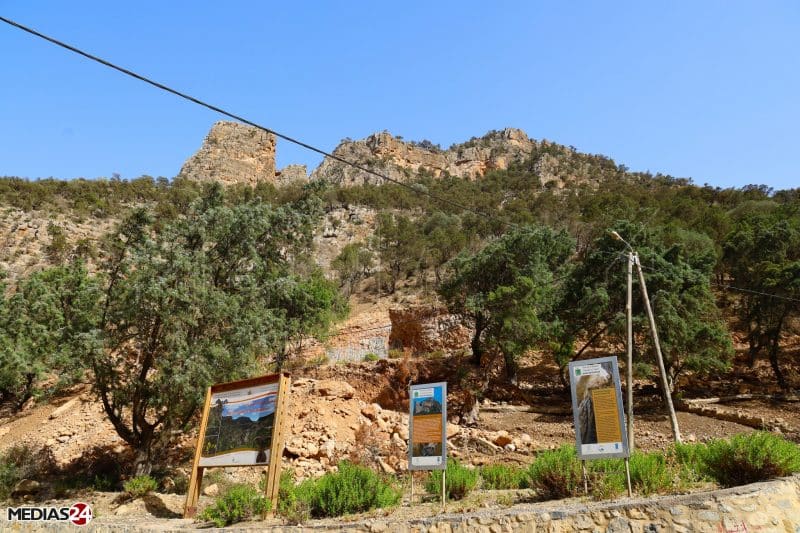 Oriental. Dans l’arrière-pays, vallées, plages et grottes préhistoriques