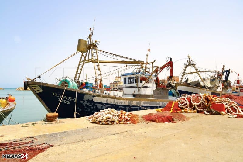 Oriental. Dans l’arrière-pays, vallées, plages et grottes préhistoriques