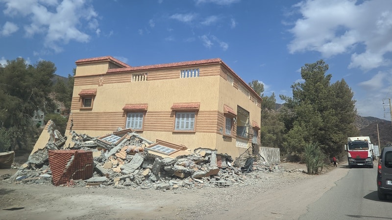 Séisme d’Al Haouz, les matériaux locaux, clé d’une reconstruction réussie, mais selon quelle technique ?