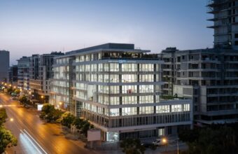 Crédit du Maroc inaugure son nouveau siège &ldquo;Les Arènes&rdquo; à Casablanca