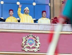 Dans le discours de la rentrée parlementaire, le Roi Mohammed VI élargit le cercle des bénéficiaires de l’aide sociale directe