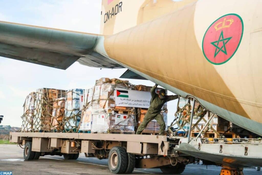Aide humanitaire aux populations palestiniennes : départ de deux avions militaires marocains en direction de l’Egypte