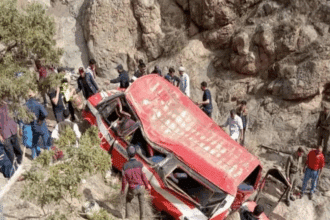 Neuf morts et huit blessés dans le renversement d’un véhicule de transport mixte dans la province d’Azilal