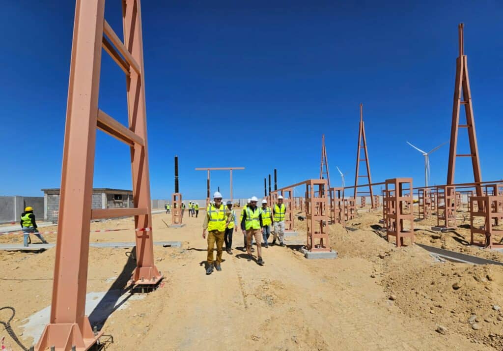 En images, les travaux de construction de la station de dessalement de Dakhla