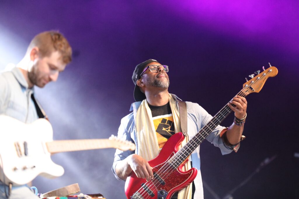 EN IMAGES. Clôture de la 17e édition du Jazzablanca avec Jökull Júlíusson en maillot des Lions de l’Atlas