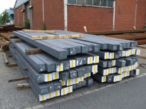 Les billettes d'acier désormais soumises à une licence d'importation : quelles implications pour l'industrie ?