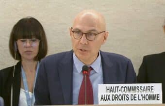 Volker Turk présente un exposé sur la situation des droits de l'homme dans le monde, le dossier du Sahara marocain écarté