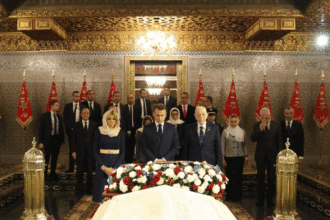 Emmanuel Macron et son épouse au mausolée Mohammed V à Rabat
