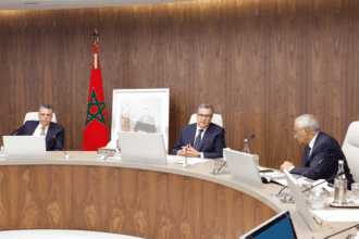 Aziz Akhannouch préside une réunion sur la mise en œuvre de la loi sur les peines alternatives