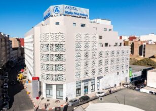 Akdital : le RNPG progresse de 76% à 315 MDH en 2024
