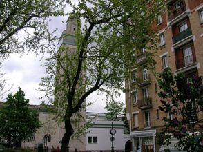 La grande mosquée de Paris ou la machine algérienne de propagande en France