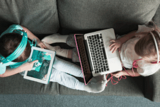 Le CESE alerte sur l'absence d'un cadre réglementaire &ldquo;efficace&rdquo; pour protéger les enfants sur les plateformes numériques