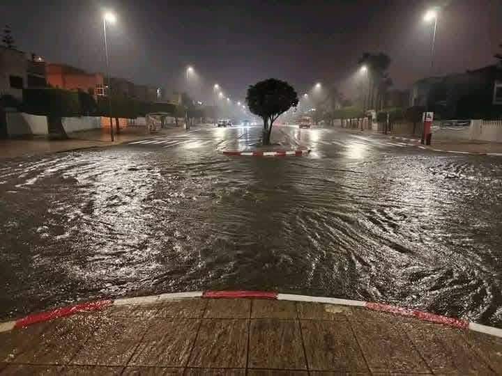 EN IMAGES. Inondations à Salé et mousse mystérieuse à Casablanca après les fortes pluies