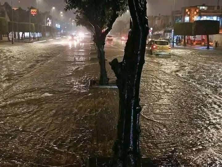 EN IMAGES. Inondations à Salé et mousse mystérieuse à Casablanca après les fortes pluies