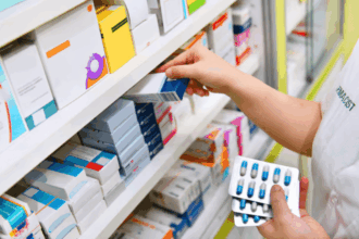 Pharmacies et non-respect des horaires : concurrence déloyale ou faute disciplinaire ?