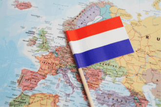 Immigration en France : hausse des arrivées en provenance du Maghreb, profils jeunes et qualifiés