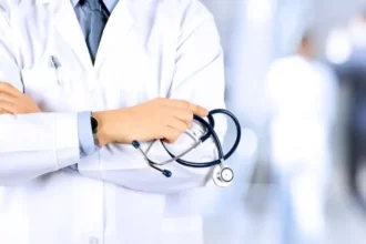 Médecins et infirmiers : le Maroc redresse ses effectifs, mais reste sous les normes OMS