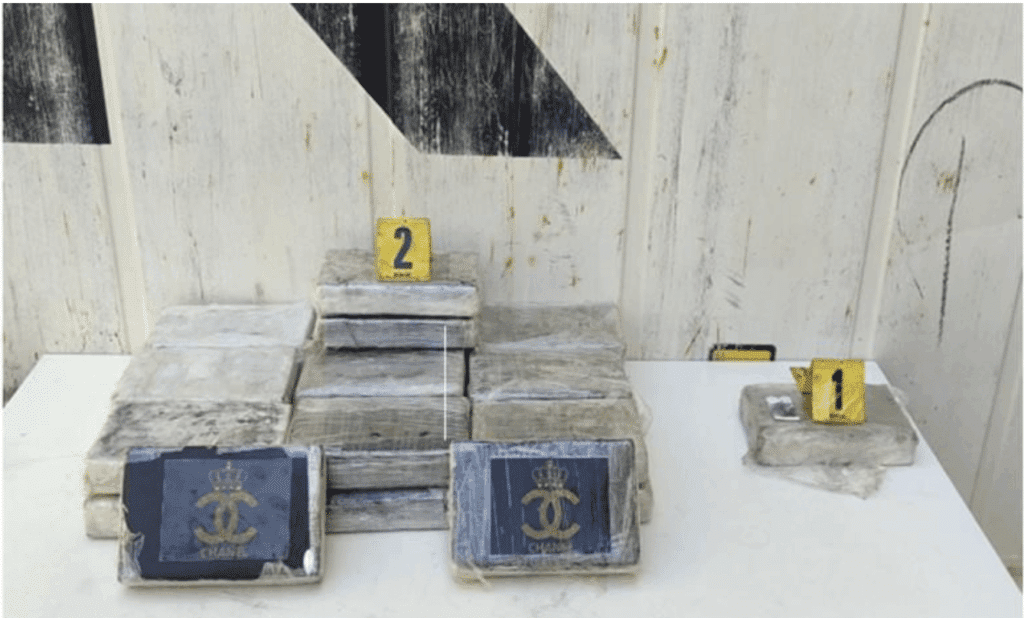Trafic de drogue. Saisie de 25 kg de cocaïne pure à Tanger et de 598,5 kg de chira à Tata