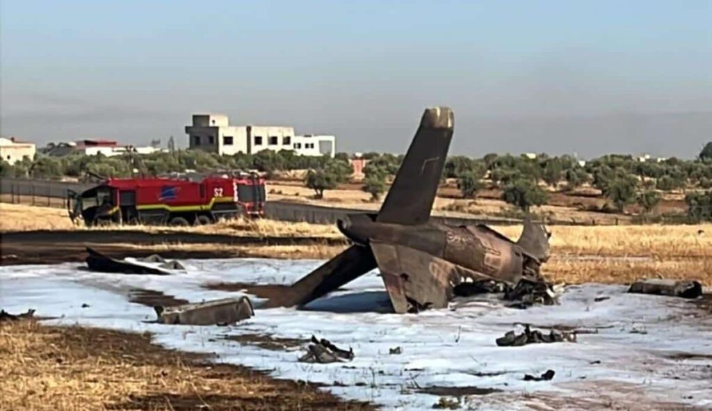Deux morts dans le crash d’un avion d’entraînement des FRA au niveau de l'aéroport de Fès-Saïss.
