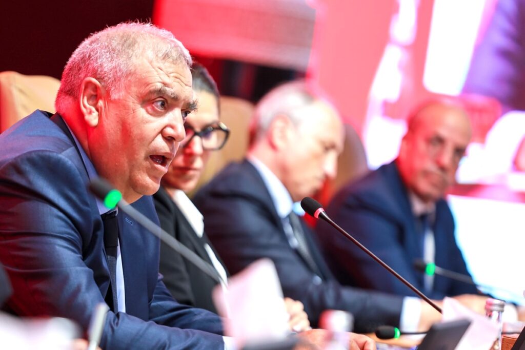 Le ministre de l'Intérieur Abdelouafi Laftit a réuni plusieurs ministres avec les responsables de l'administration territoriale suite au discours du Trône.