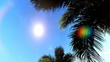 Alerte météo. Averses orageuses localement fortes et temps chaud dans plusieurs provinces ce lundi 20 avril 2026