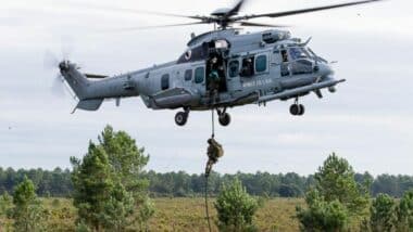 Airbus officialise la vente de dix hélicoptères H225M Caracal au Maroc