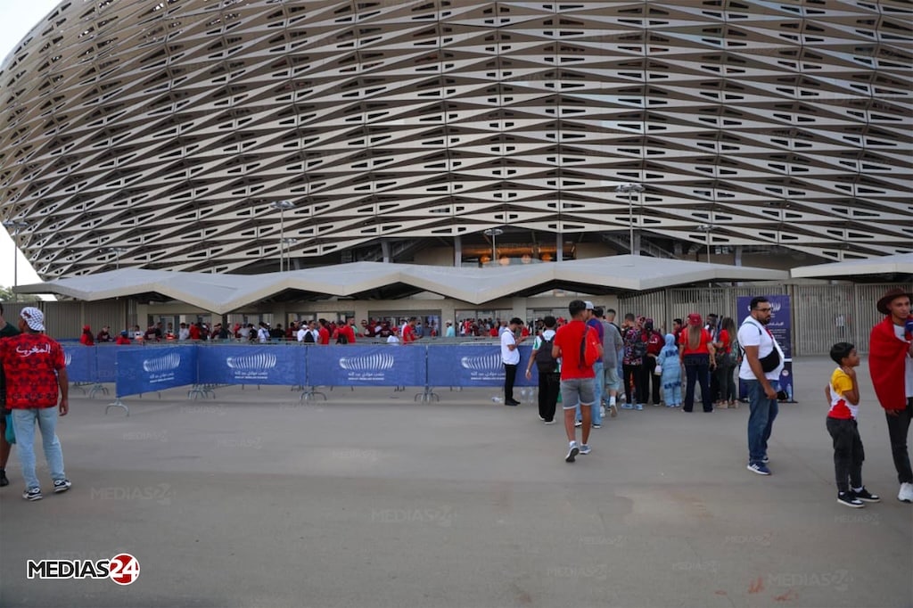 Maroc-Niger. En live, l'ambiance au stade Moulay Abdellah