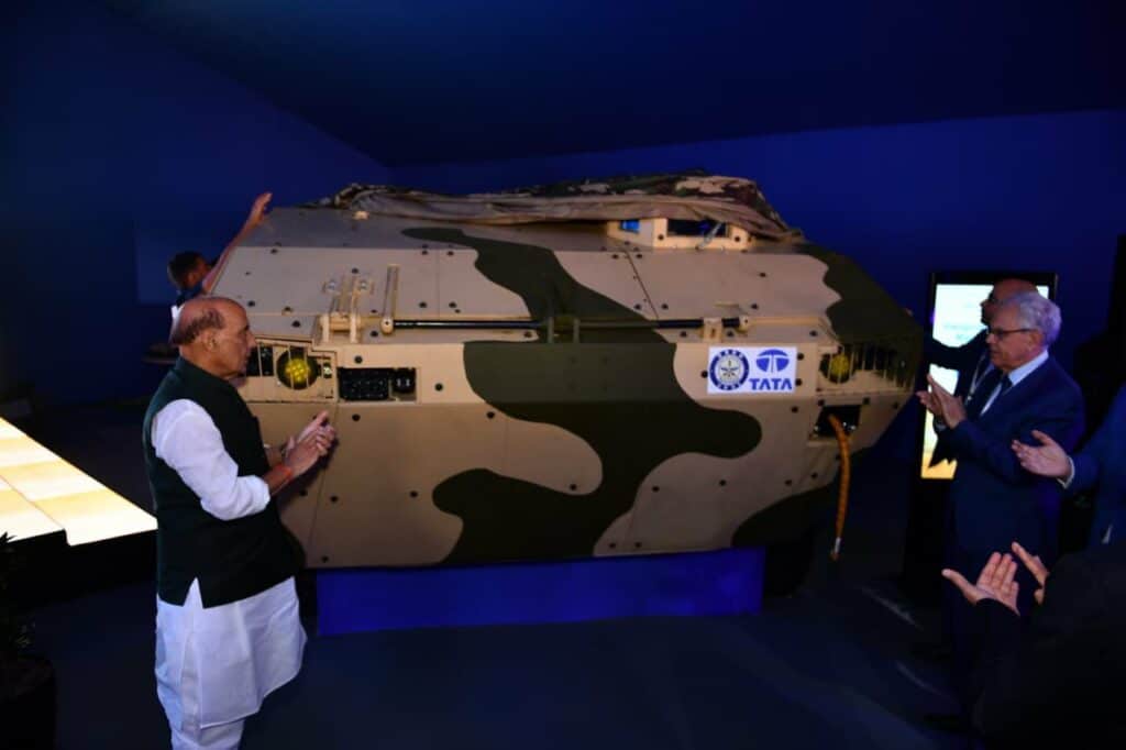 Inauguration à Berrechid de l’usine de blindés de combat de l'indien TATA