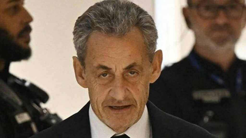 Nicolas Sarkozy condamné à cinq ans de prison ferme