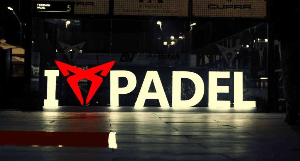 Cupra et la FRMT signent un partenariat autour du padel