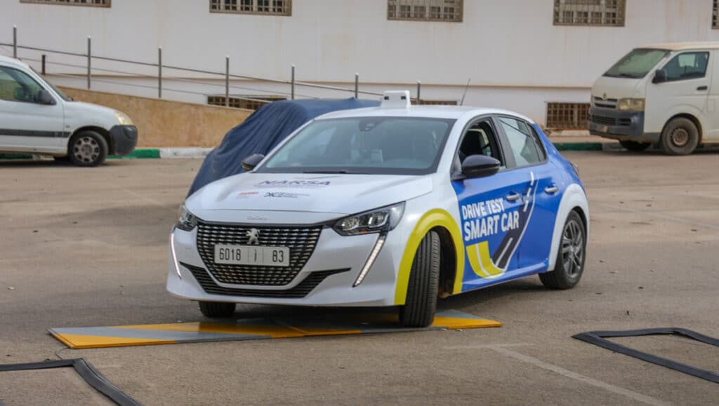 &ldquo;Smart Drive Test&rdquo;, une voiture intelligente pour l’examen du permis de conduire