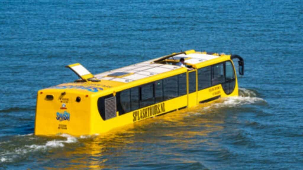 Bientôt deux bus amphibies à Rabat