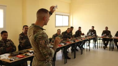 Coopération militaire Maroc-Belgique : des cadres des FAR formés aux soins médicaux en zone de combat