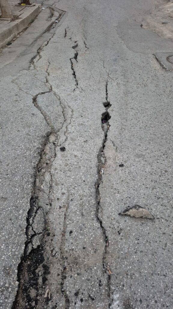 Tétouan : des fissures terrestres inquiètent les habitants du quartier Al Hamama