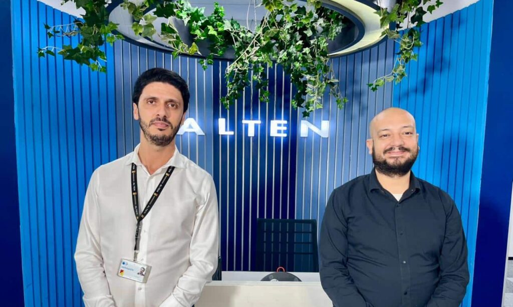 Amine Senhaji, directeur de projet Senior et Issam Majid, référent Computational Fluid Dynamics.