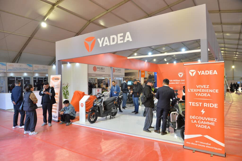 stand Yadea