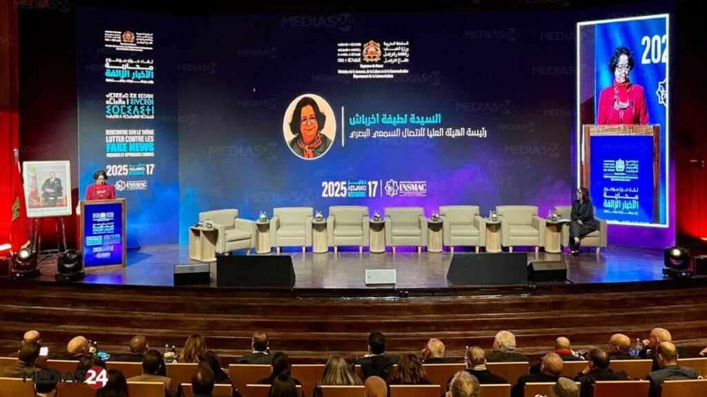 Régulation, médias et plateformes : la réponse d’Akharbach face aux fake news