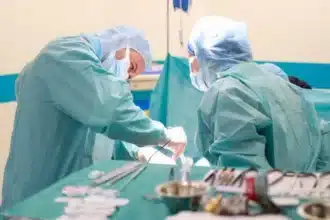 Amélioration des conditions de travail des professionnels de santé : 4 décrets adoptés, 4 autres en cours d'élaboration